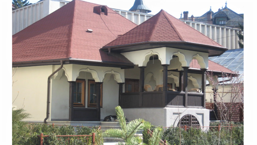 The Ivaşcu wooden house