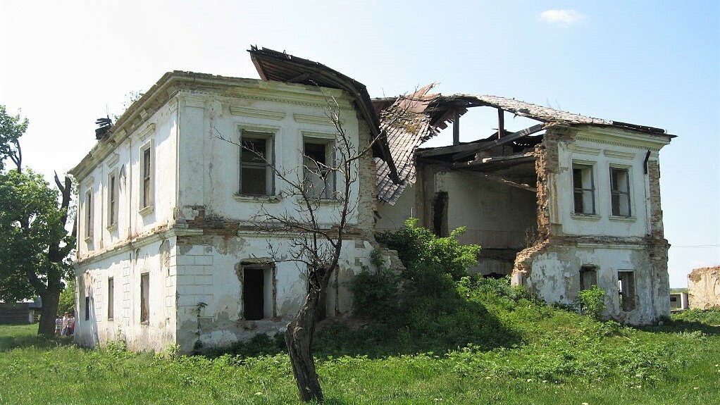 The ruins of the Catargi Mansion